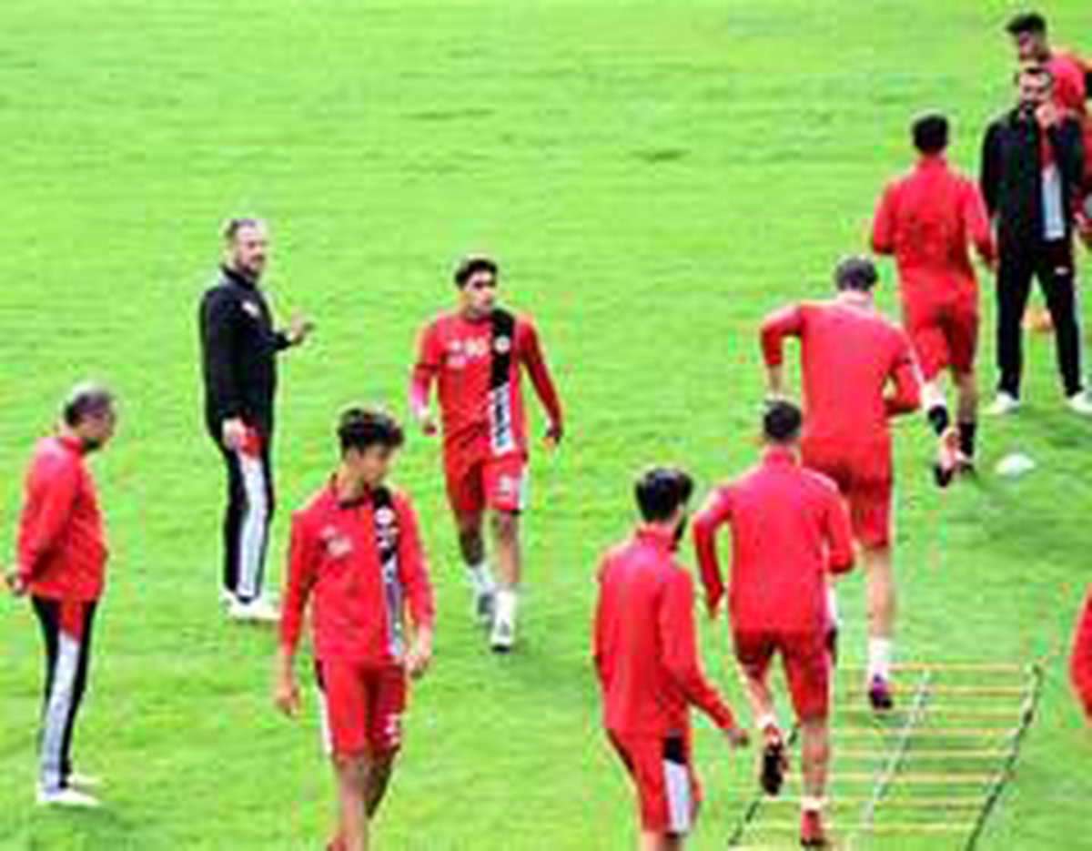 İlhan Var Eskişehirspor\'da \'Havuz Sistemi\'ni uygulamaya başladı