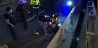 Küçükçekmece'de bariyerlere çarpan motosikletin sürücüsü yaralandı