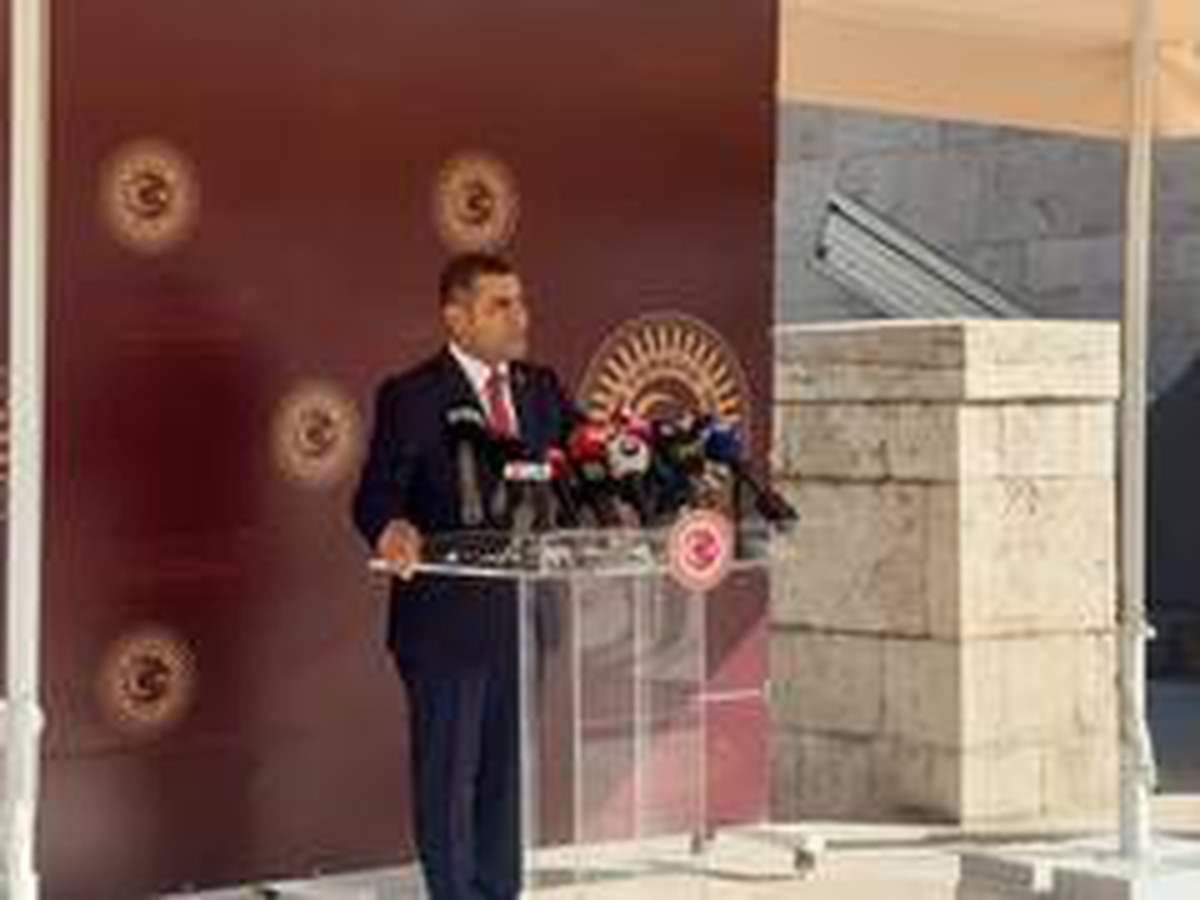 MHP Milletvekili Taydoğan\'a yoğun basın ilgisi