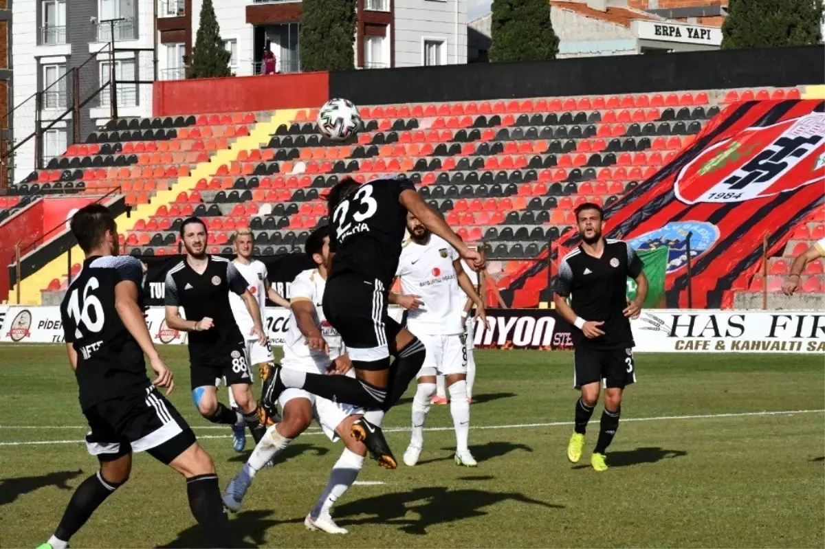 TFF 2. Lig: Turgutluspor: 1 Bayburt Özel İdare Spor: 0