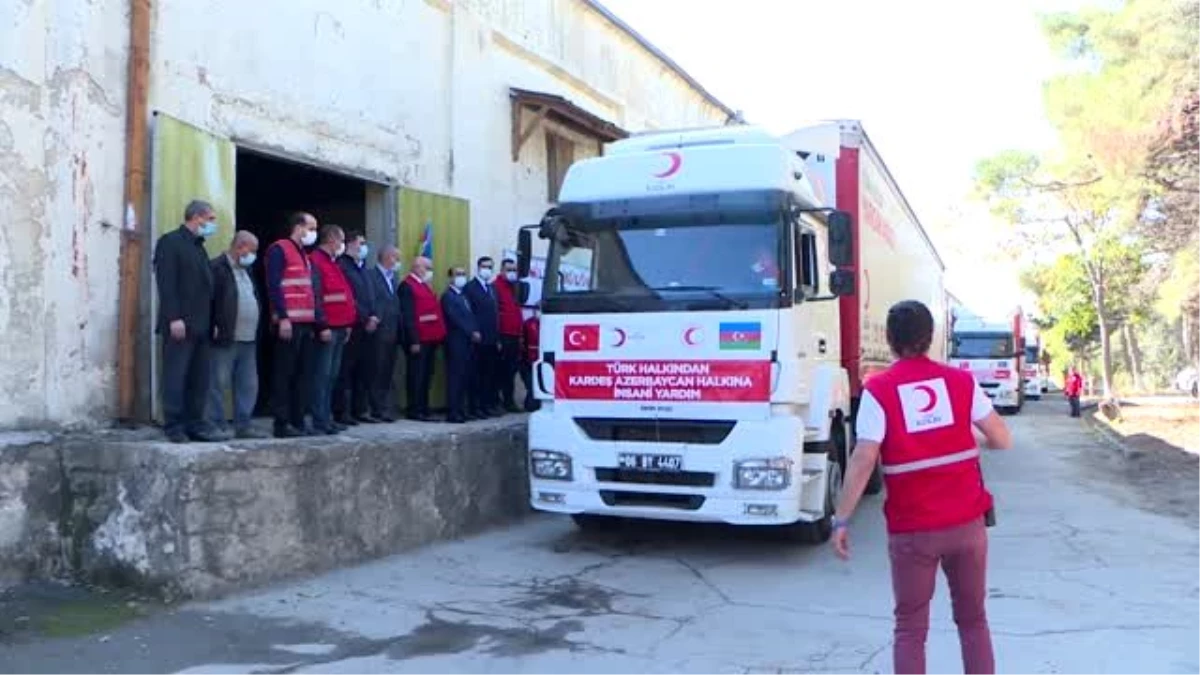 Türk Kızılayın Azerbaycan\'a gönderdiği yardım, Bakü\'de yetkililere teslim edildi