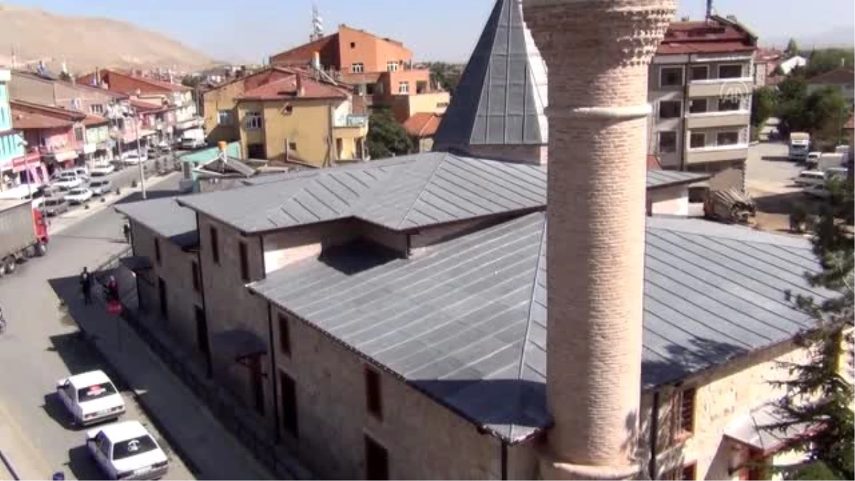 Ilgın\'da Çukur Camii restorasyonun ardından ibadete açılıyor
