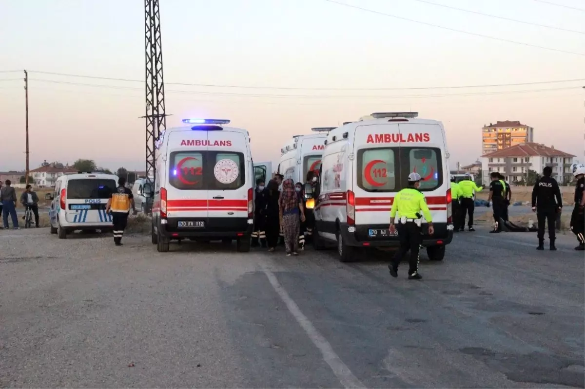 Tarım işçilerini taşıyan minibüs, otomobille çarpıştı! Yolda can pazarı yaşandı