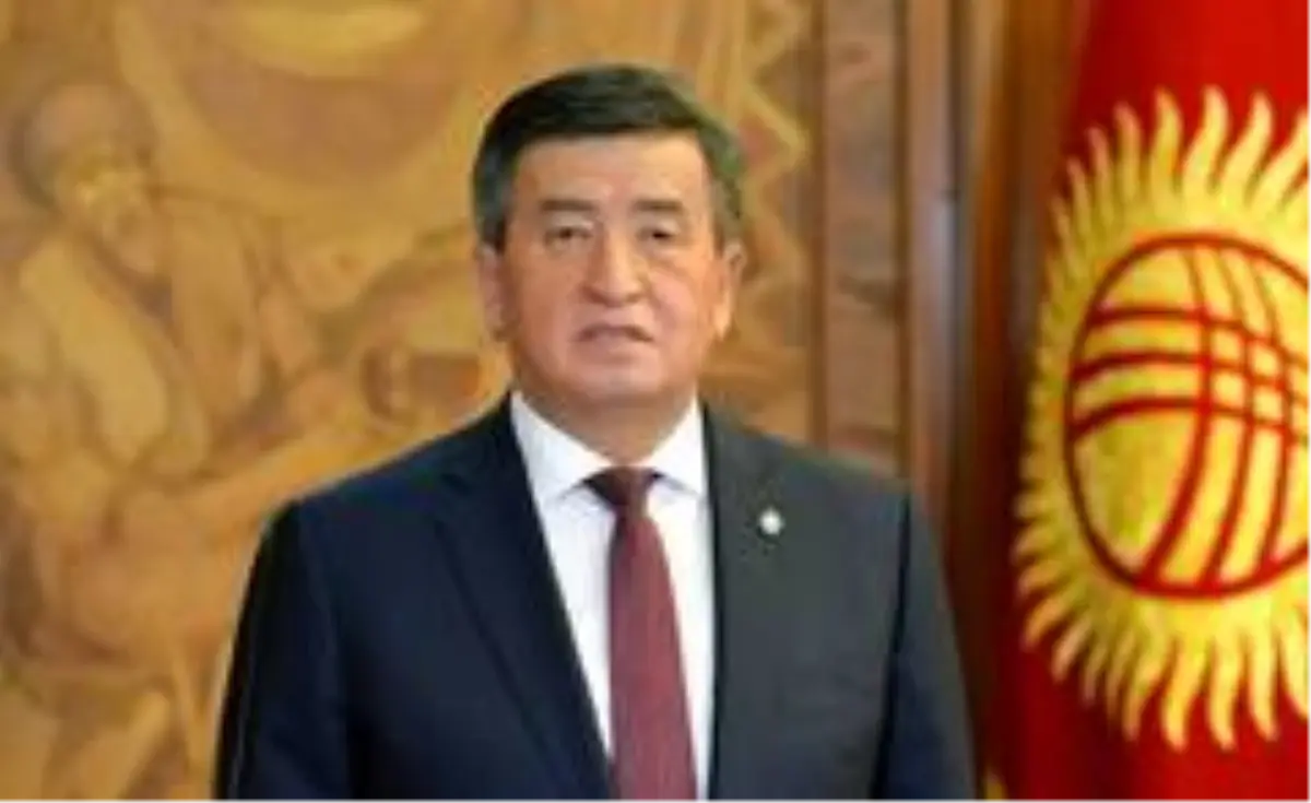 Kırgızistan Cumhurbaşkanı Ceenbekov istifa etti