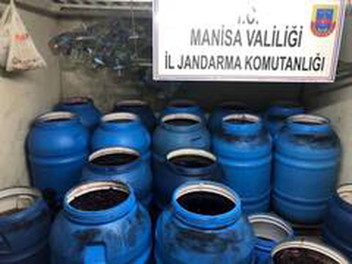 Manisa\'da sahte içki operasyonu