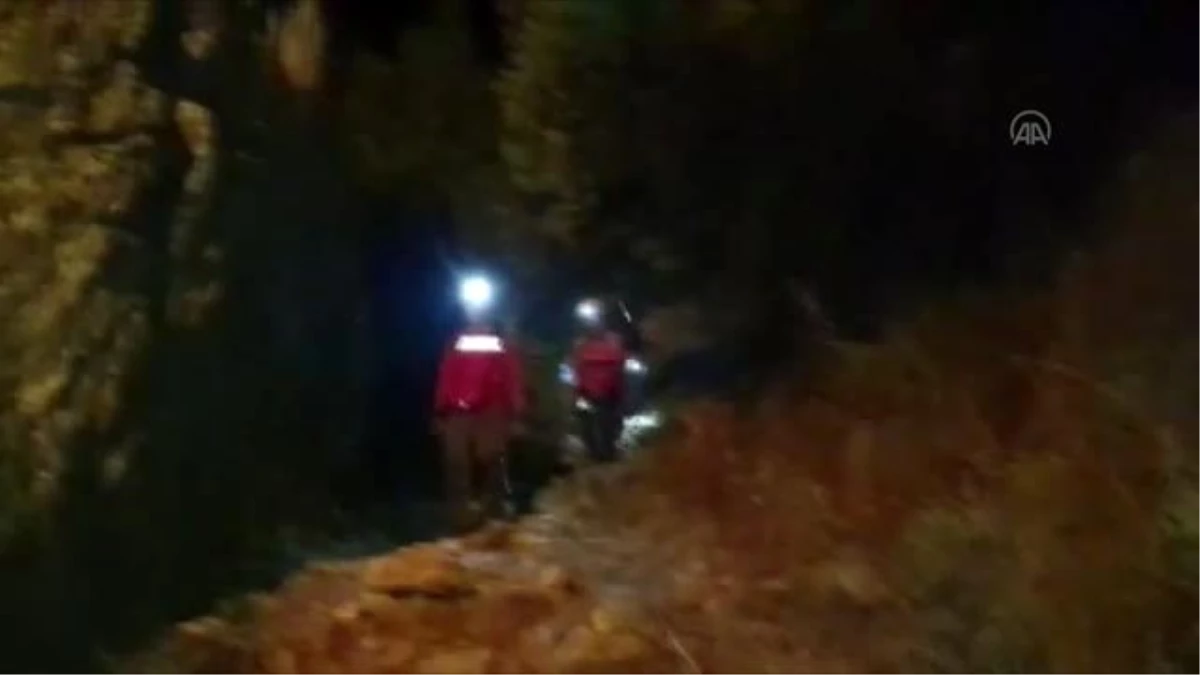Marmaris\'te kanyon yürüyüşünde kaybolan ABD\'li turist bulundu