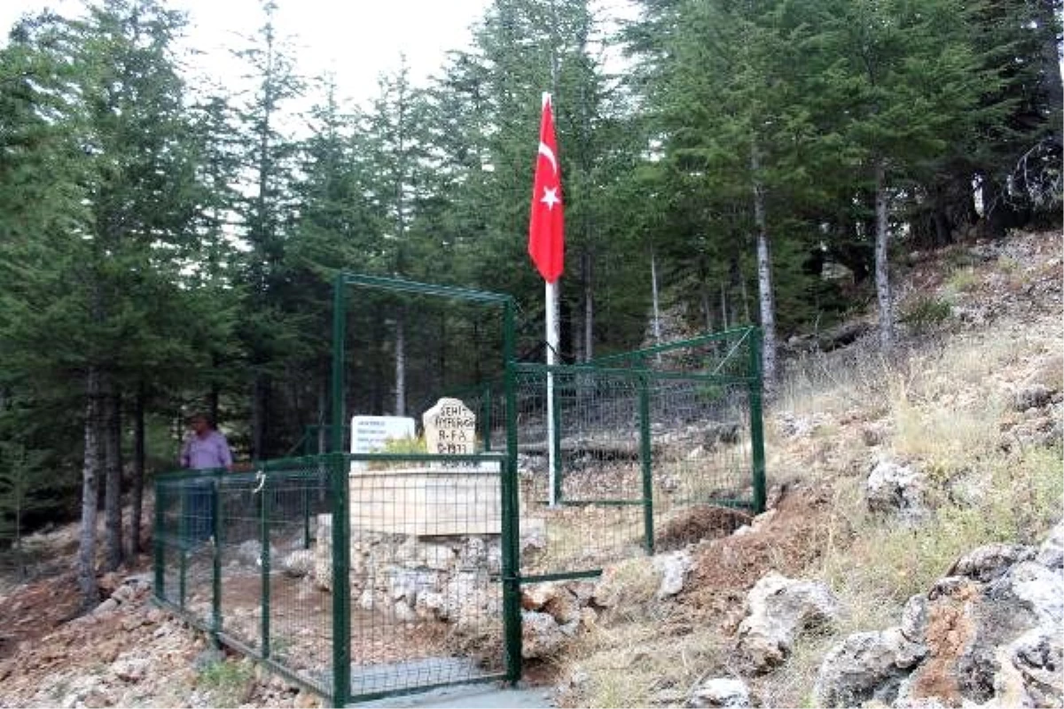 Şehit pilotun kaza yerindeki mezarlığı koruma altına alındı