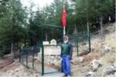 Şehit pilotun kaza yerindeki mezarlığı koruma altına alındı Şehit pilotun kaza yerindeki mezarlığı koruma altına alındı