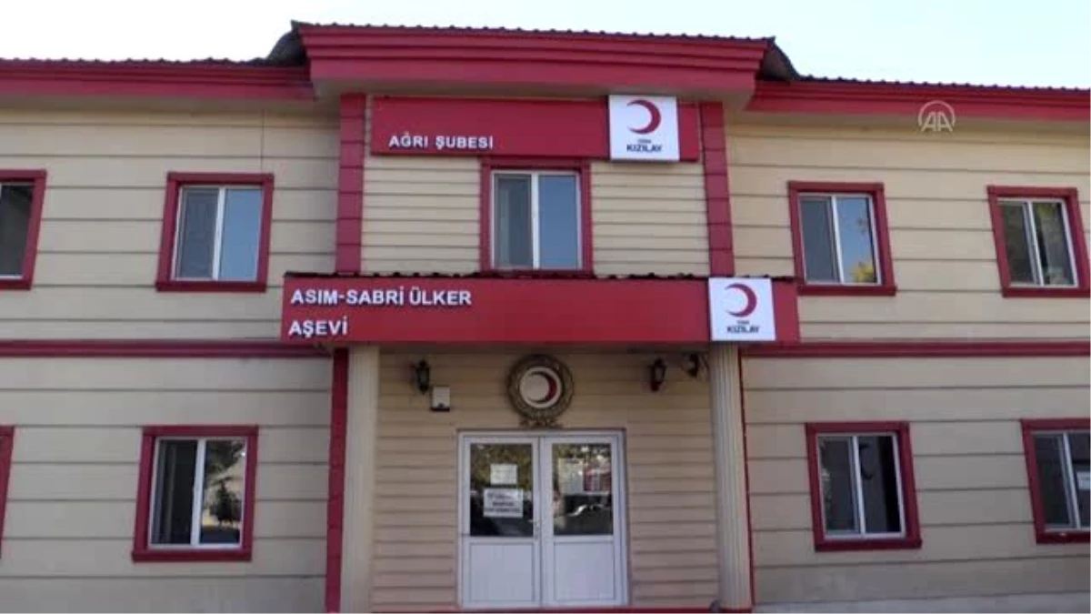 Türk Kızılay Ağrı\'da immün plazma bağışında bulunmak isteyenlere öncülük ediyor