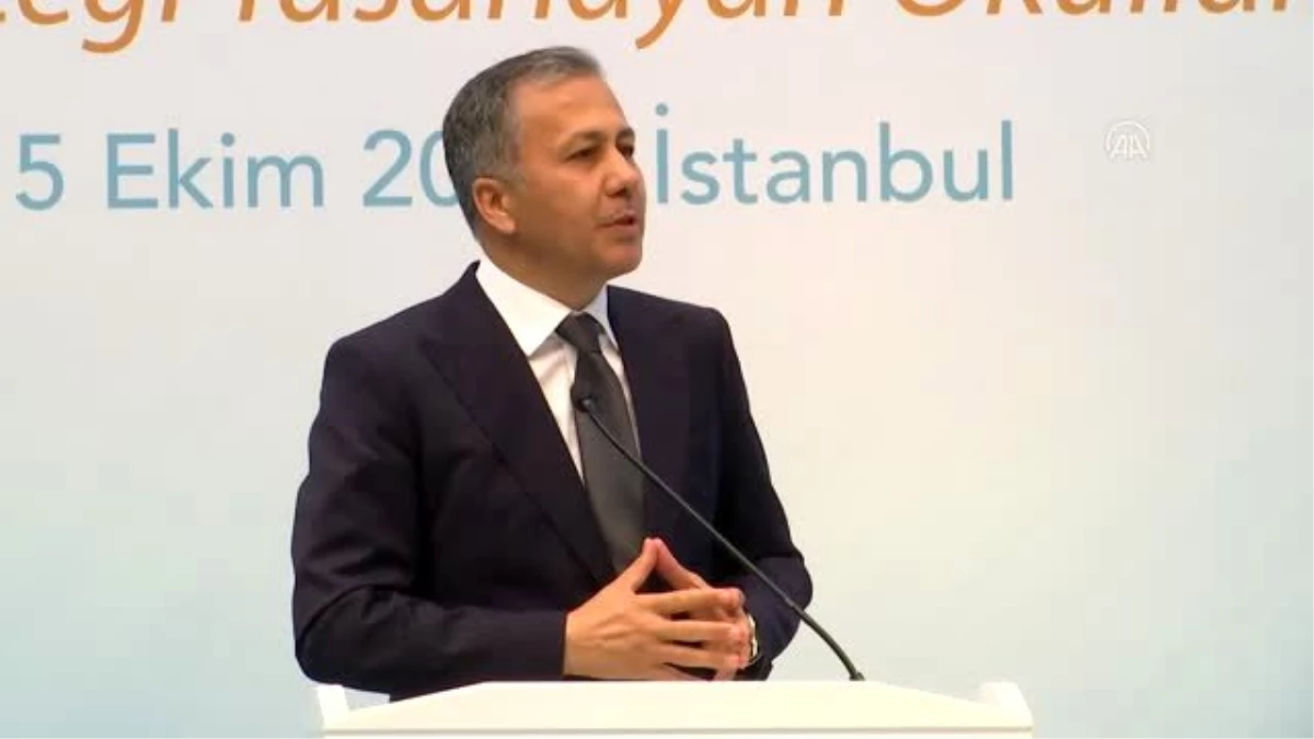 Vali Yerlikaya: İstanbul\'da 77 sorunsuz arsa var