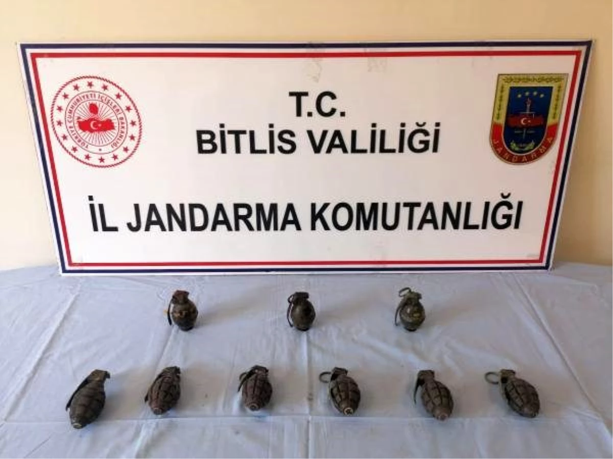 Son dakika haberi... Bitlis\'te PKK\'ya ait el bombaları ele geçirildi