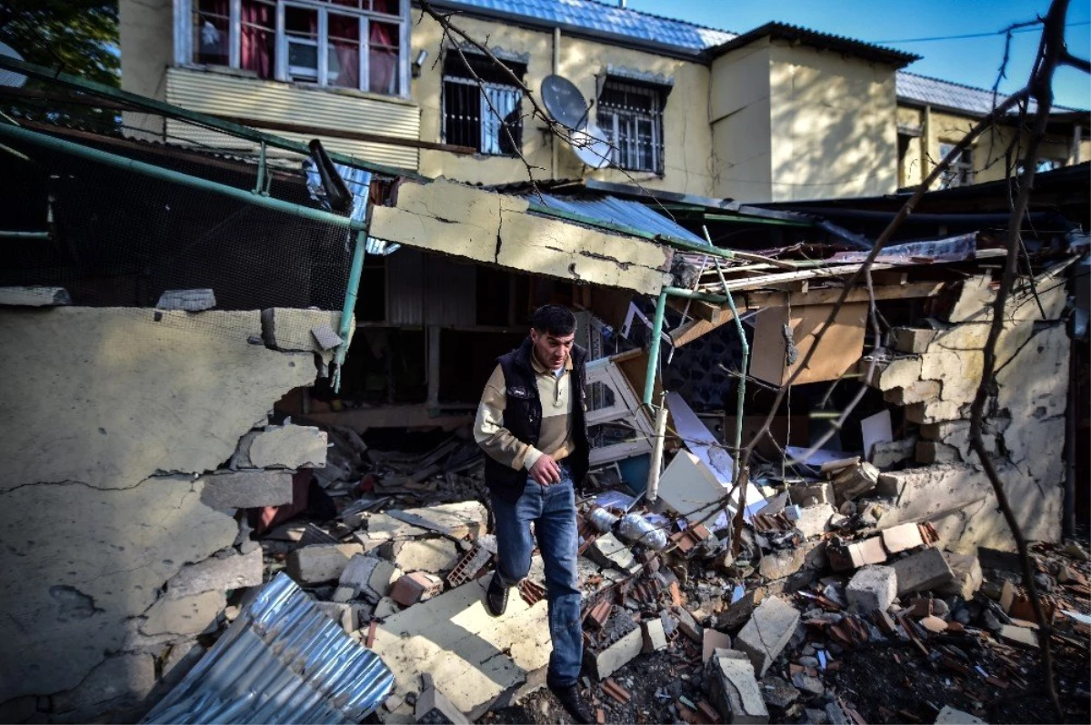 Ermenistan\'ın vurduğu Terter kent merkezindeki yıkım görüntülendi