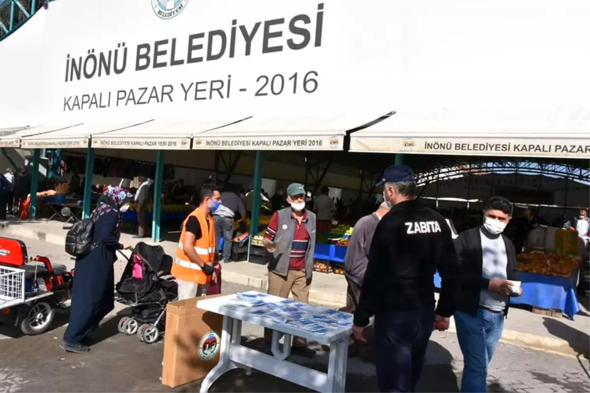 İnönü Belediyesi maske dağıtımı yaptı