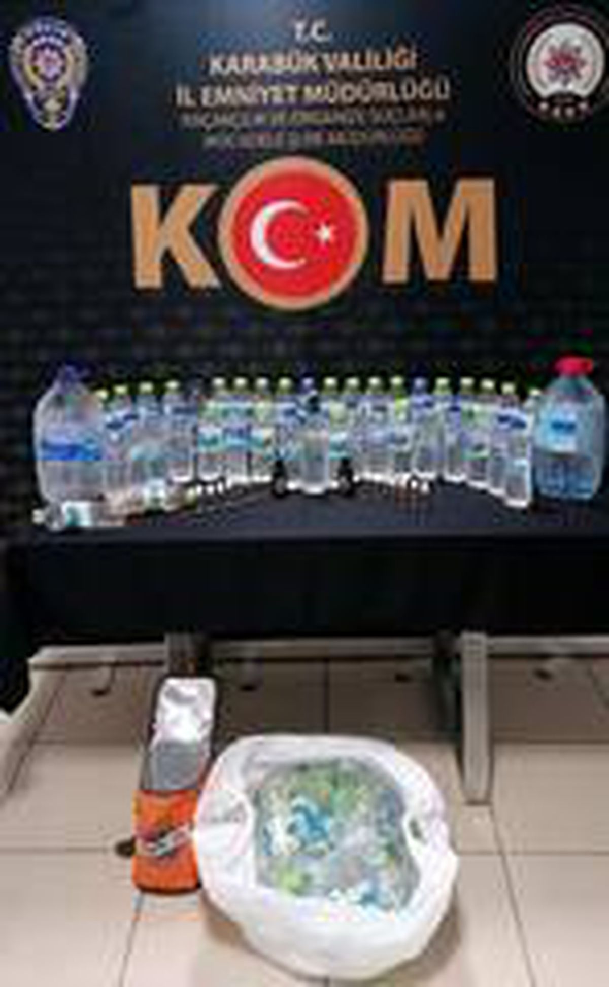 Karabük\'te sahte içki sattığı iddiasıyla bir kişi yakalandı