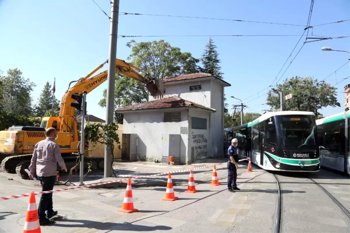 Mehmet Ali Paşa\'daki tehlike oluşturan trafo yıkıldı