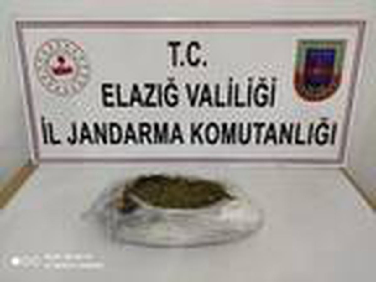 Yolcu midibüsünde uyuşturucuyla yakalandı