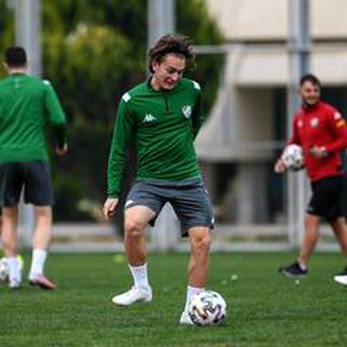 Balıkesirspor maçı hazırlıklarını tamamlayan Bursaspor kampa girdi
