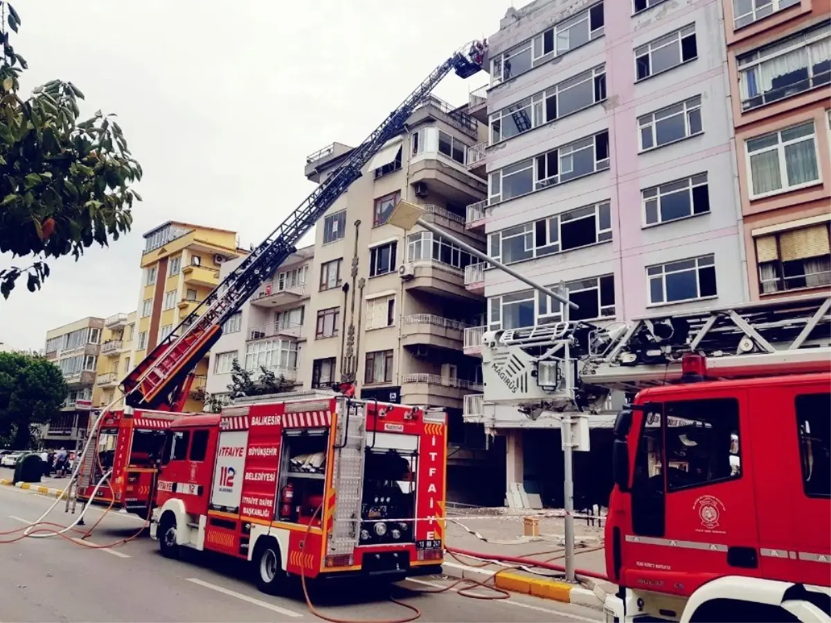 Çatı yangını korkuttu