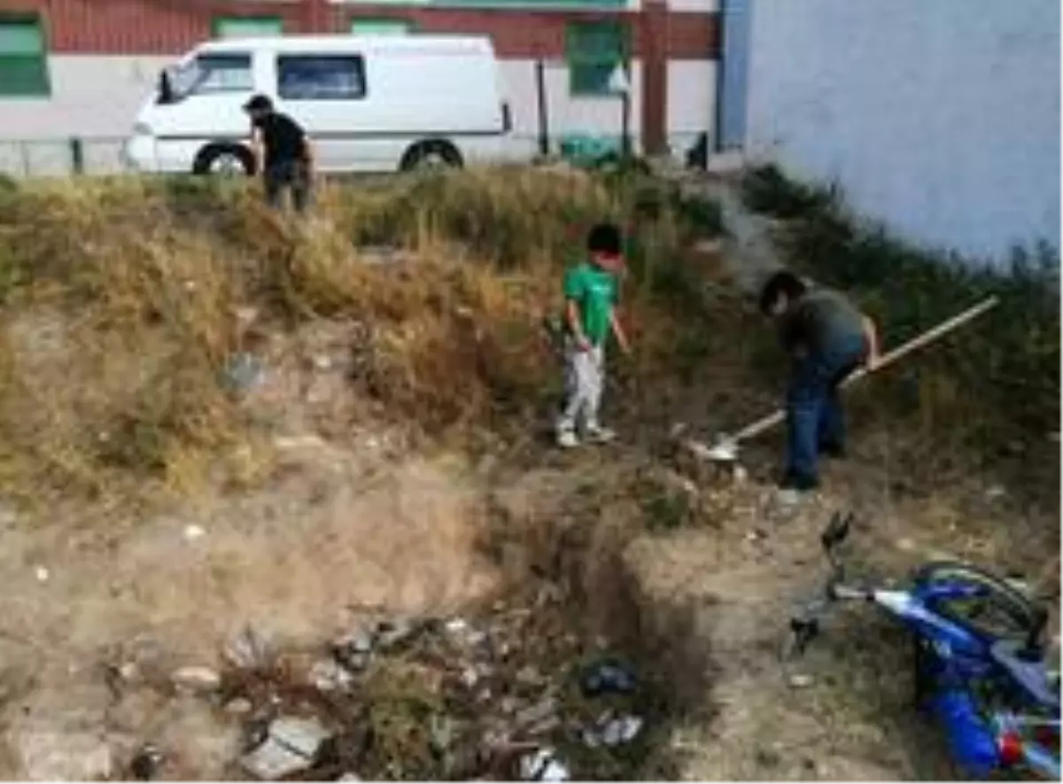 Son dakika haberi | Çocukların kazma kürekli bisiklet aşkı