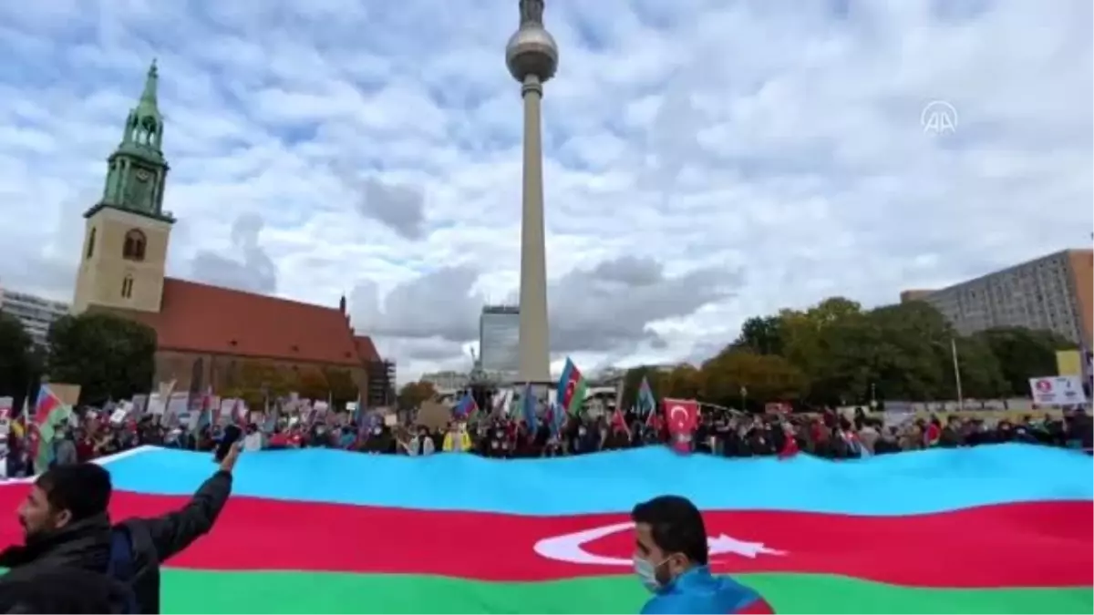 Ermenistan\'ın Dağlık Karabağ bölgesinde sivil halka yaptığı saldırılar protesto edildi