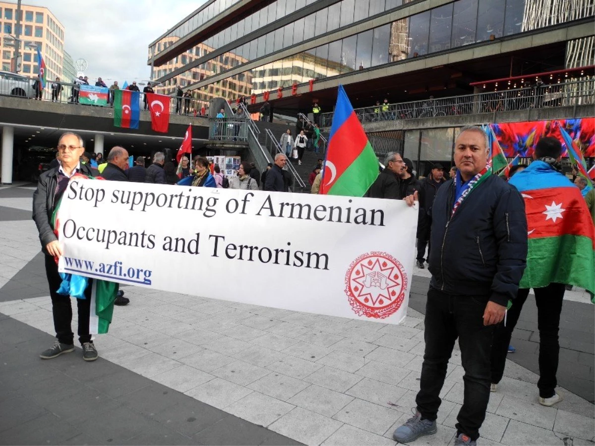İsveç\'te Ermenistan\'ın Azerbaycan\'a saldırıları protesto edildi