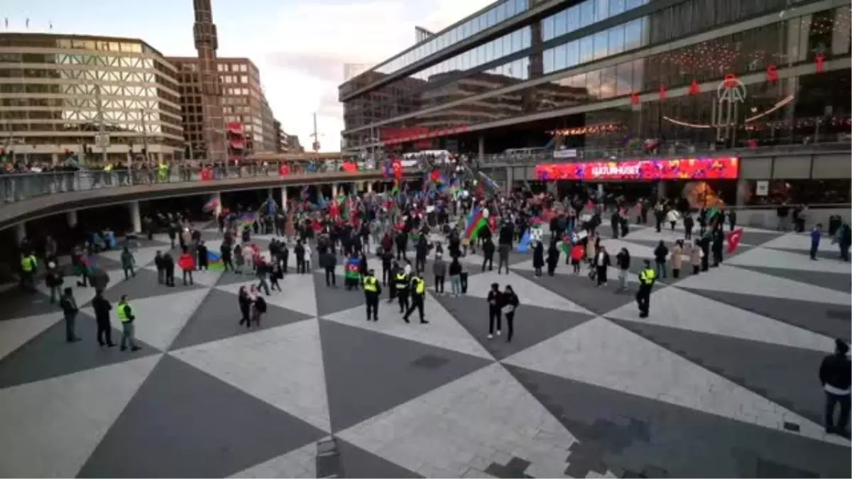 İsveç\'te, Ermenistan\'ın Azerbaycan topraklarına saldırılarına protesto - STOCKHOLM