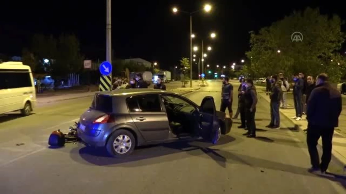 Son dakika haberi! İzmir\'de otomobille motosiklet çarpıştı: 1 ölü, 1 yaralı