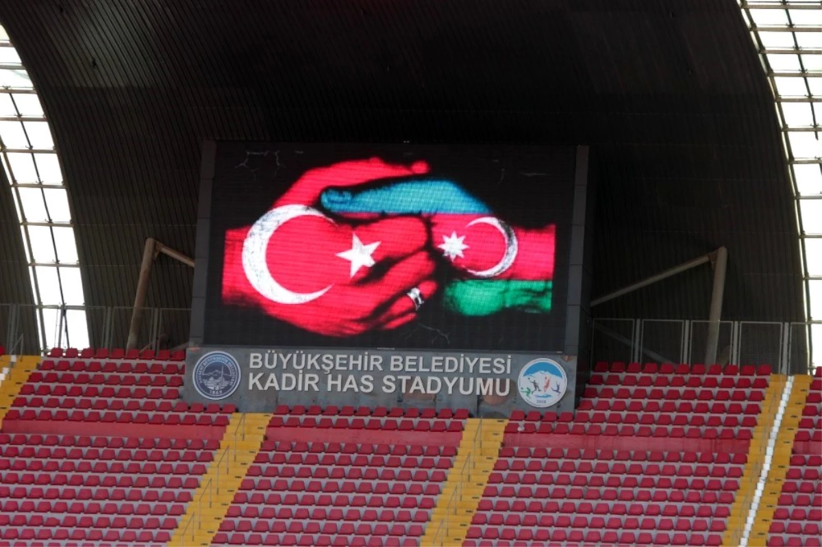 Süper Lig: Kayserispor: 0 Sivasspor: 1 (İlk yarı)