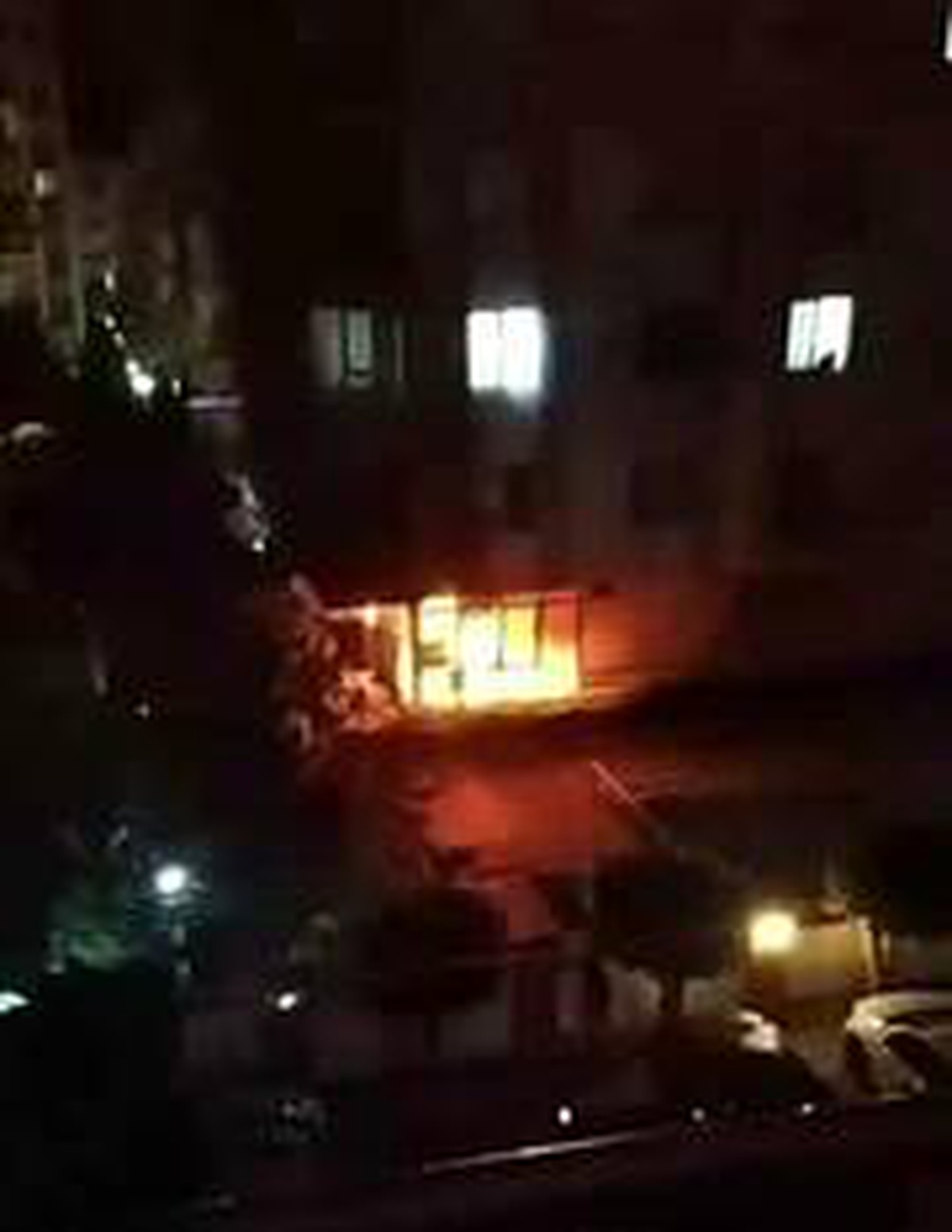 Son dakika haber: Antalya\'da yanan apartman dairesi kullanılmaz hale geldi