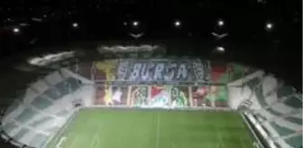 Son dakika haber | Bursaspor taraftarından muhteşem piksel karton koreografisi