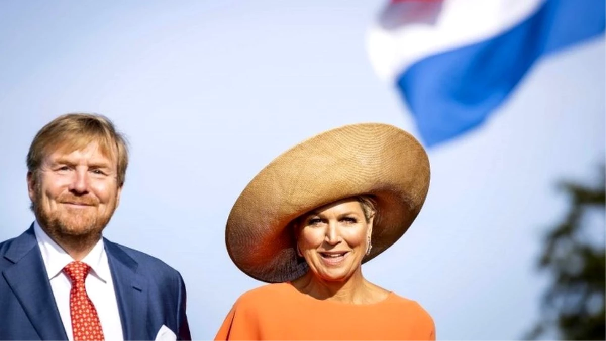 Hollanda Kralı Willem ve Kraliçe Maxima\'nın \'Evde kalın\' tavsiyesine rağmen Yunanistan tatiline çıkması siyasi tartışmaya dönüştü