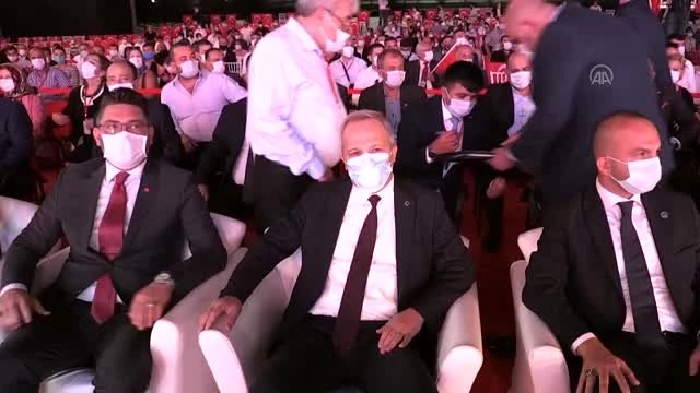 MHP Genel Başkan Yardımcısı Yalçın partisinin Antalya İl Kongresi'nde konuştu