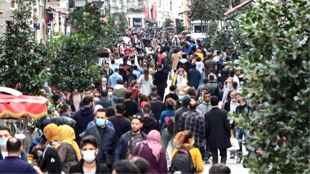 İğne atsan yere düşmez! Yüzde 50 artan koronavirüs vakaları sonrası İstanbul\'dan korkutan görüntü