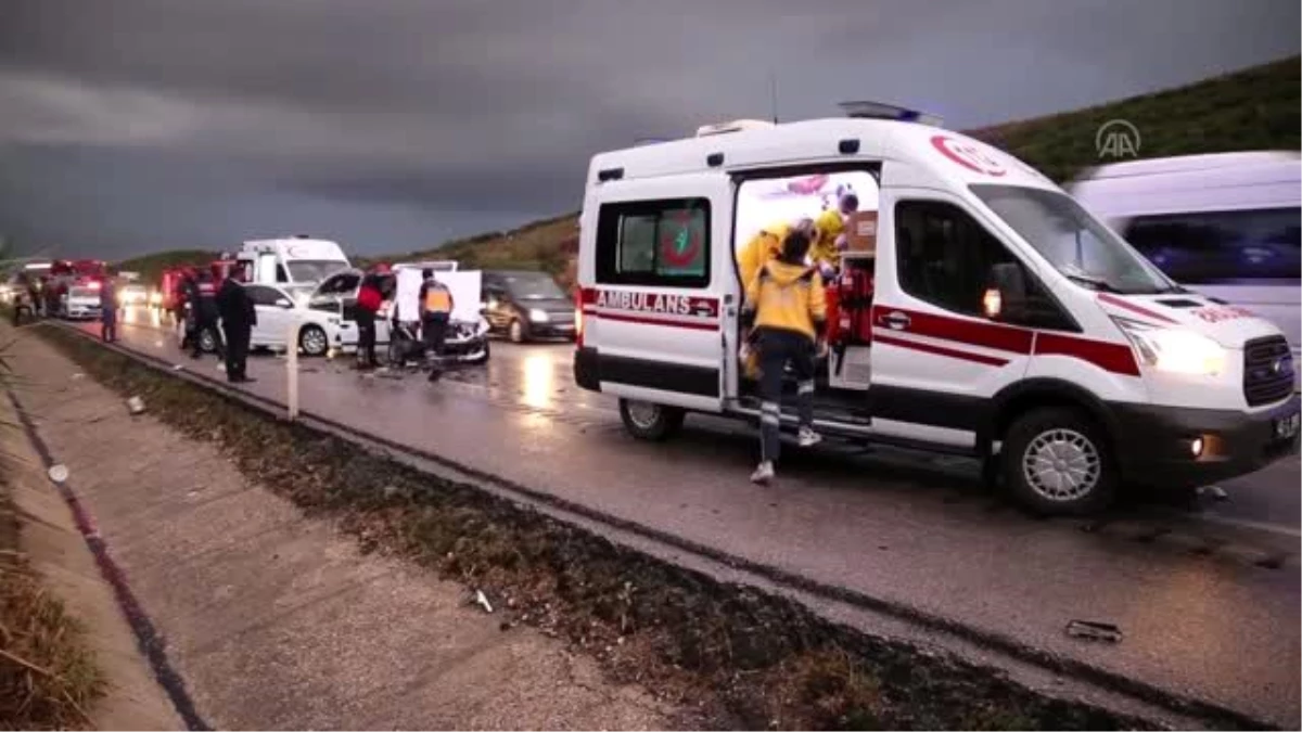 Son dakika: Zincirleme trafik kazası; 4 yaralı