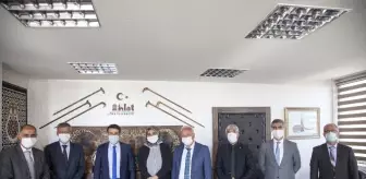 Ahlat'ta 19 Ekim Muhtarlar Günü kutlandı