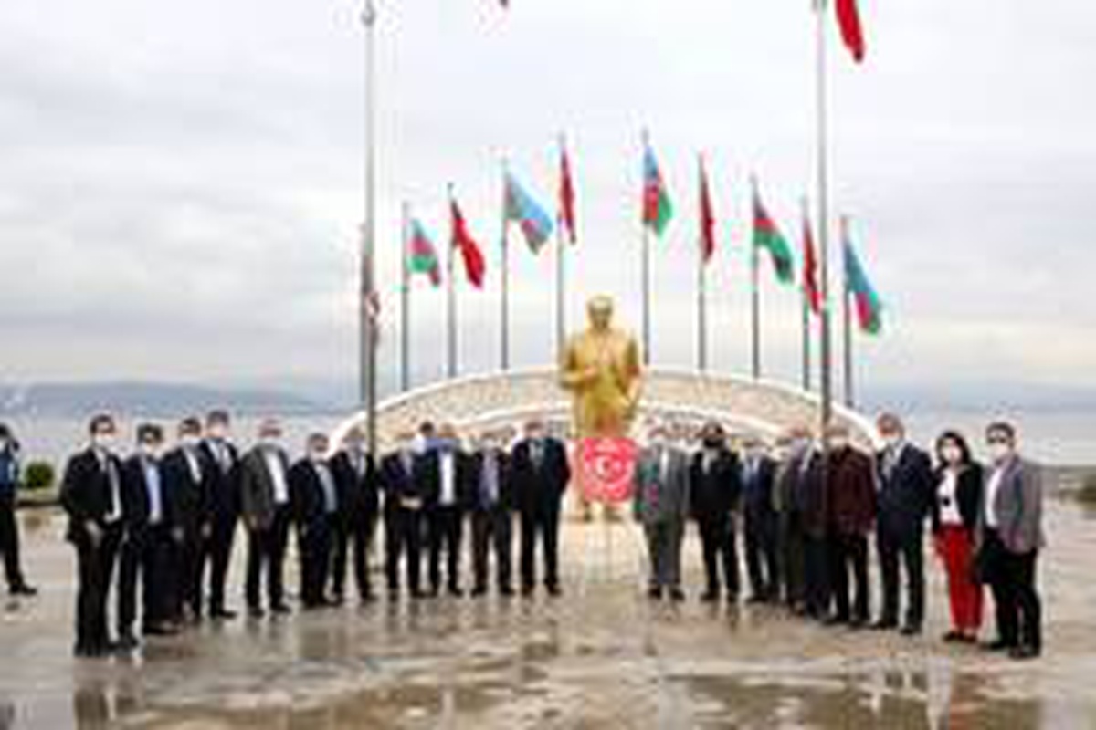 Başkan Bıyık mahalle muhtarlarıyla buluştu