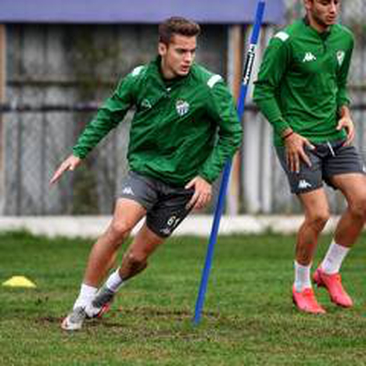 Bursaspor, Menemenspor maçı hazırlıklarına ara vermeden başladı
