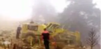 İş makinesi devrildi: 3 yaralı