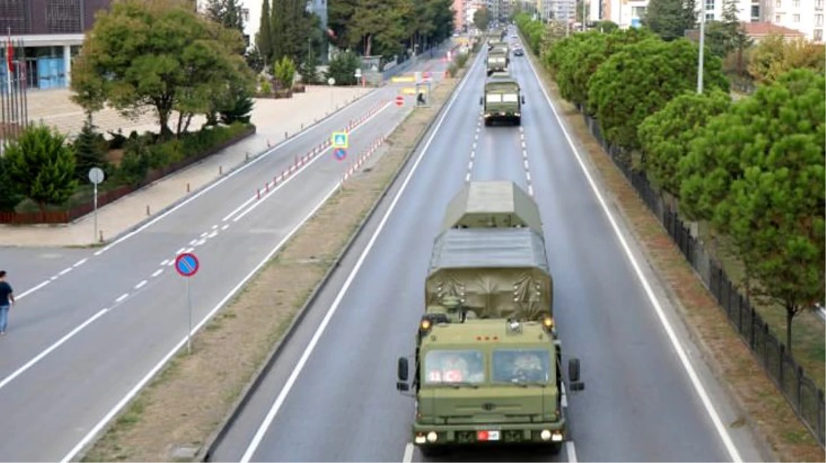 Ankara\'da konuşlandırılmak üzere yola çıkan S-400\'ler, Samsun\'dan geçerken görüntülendi
