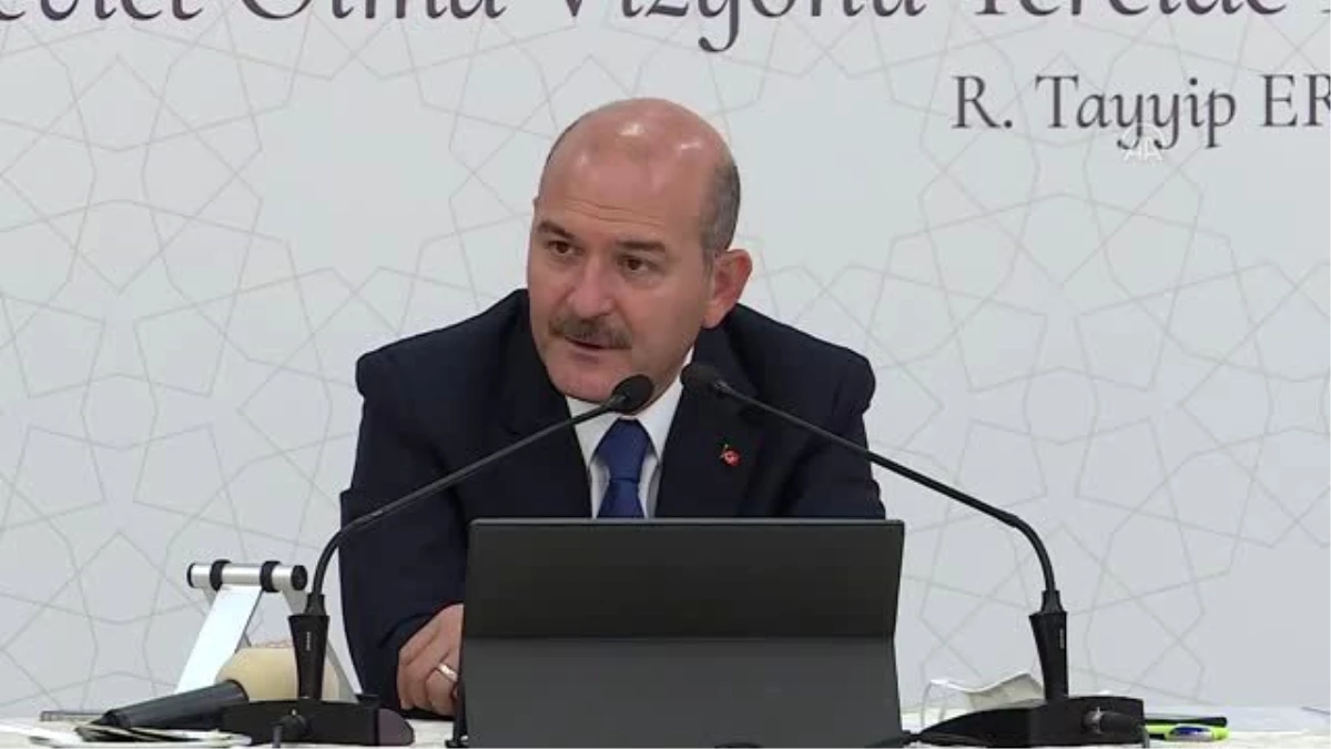 Soylu: "(Mahallenize) Torbacılar musallat oluyor mu? Dikkatle takip edip yetkililere bildirin"