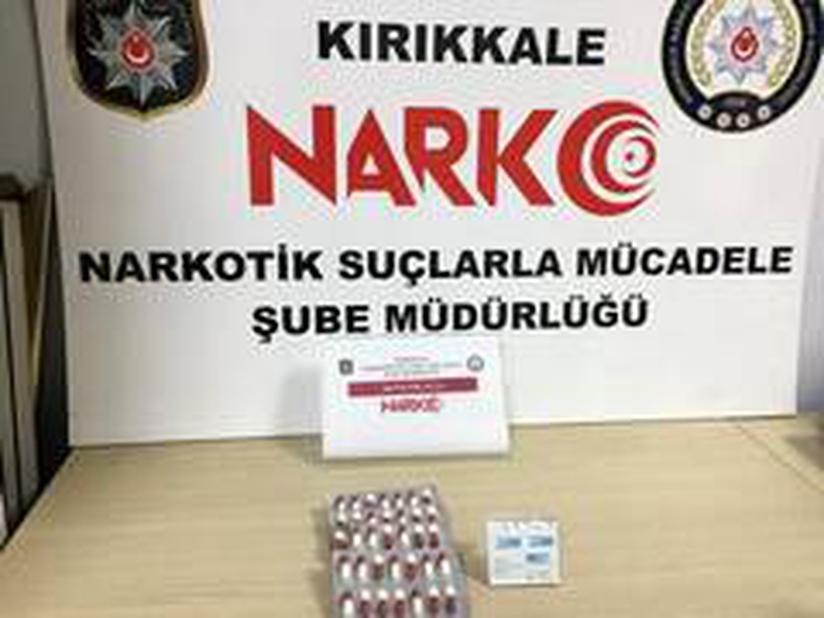 Suçüstü yakalanan uyuşturucu satıcısı tutuklandı