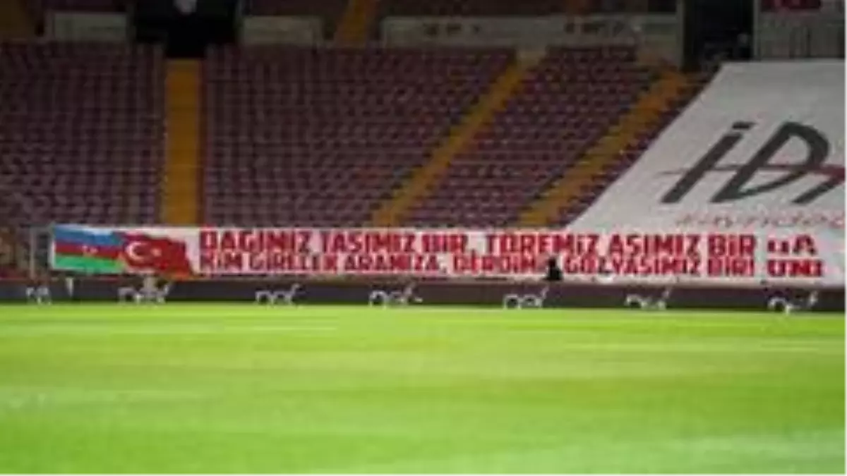 Süper Lig: Galatasaray: 0 Aytemiz Alanyaspor: 0 (Maç devam ediyor)