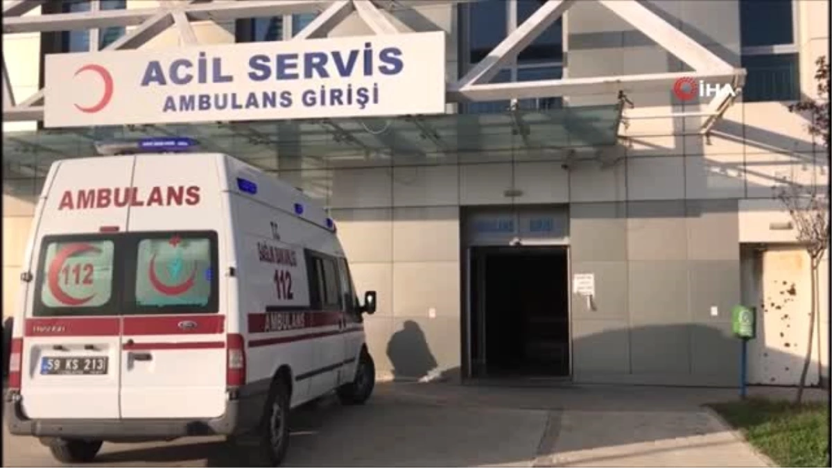 Virajı alamayan lüks araç şarampole uçtu: 2 yaralı