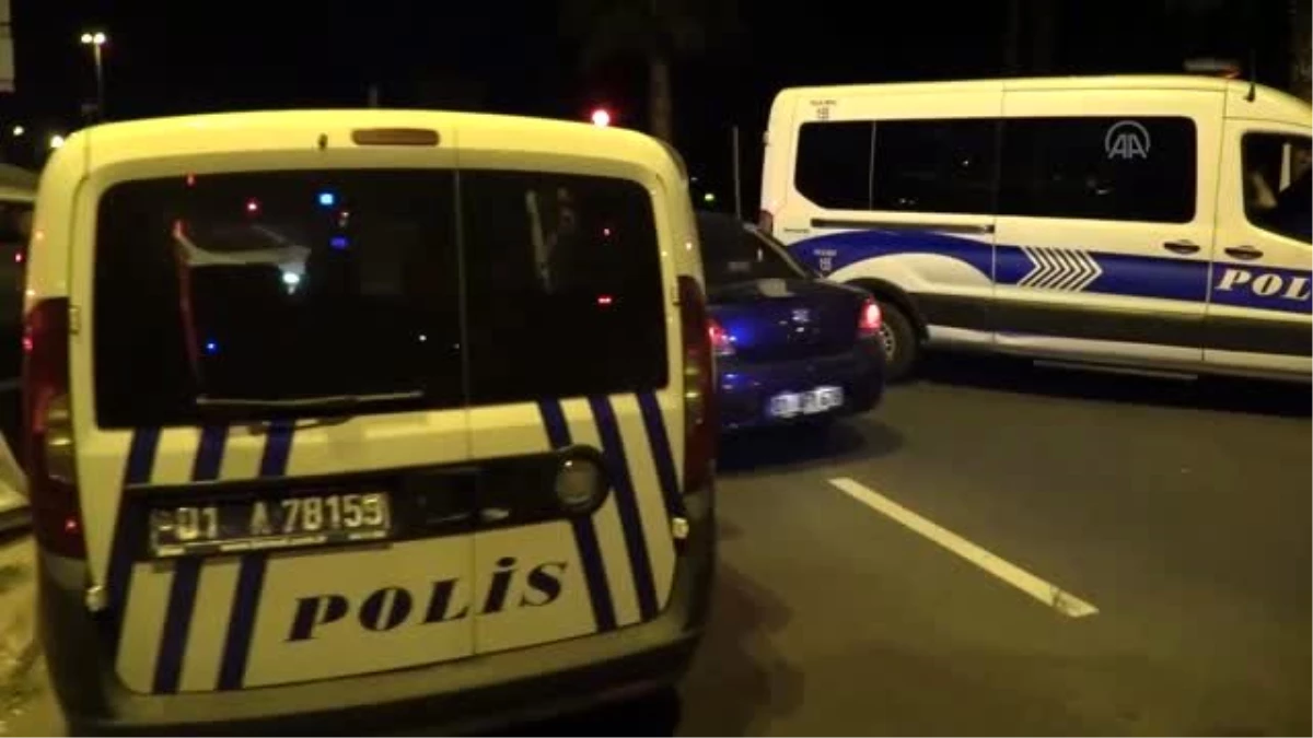 Adana\'da polisten kaçmaya çalışan şüpheliler kovalamaca sonucu yakalandı