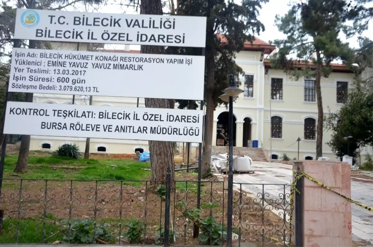 Bilecik\'te restorasyonu bitmek bilmeyen valilik binası