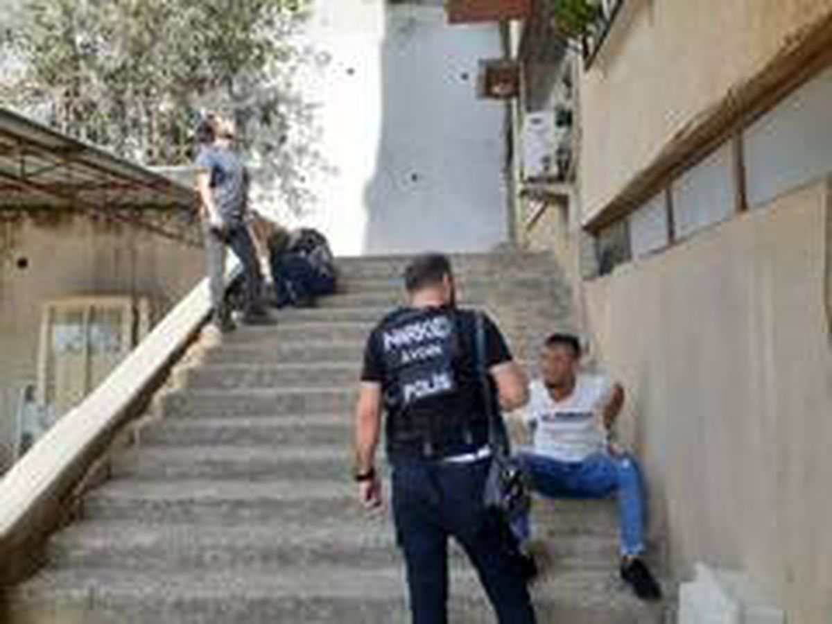 Dünya evine değil, cezaevine girdi