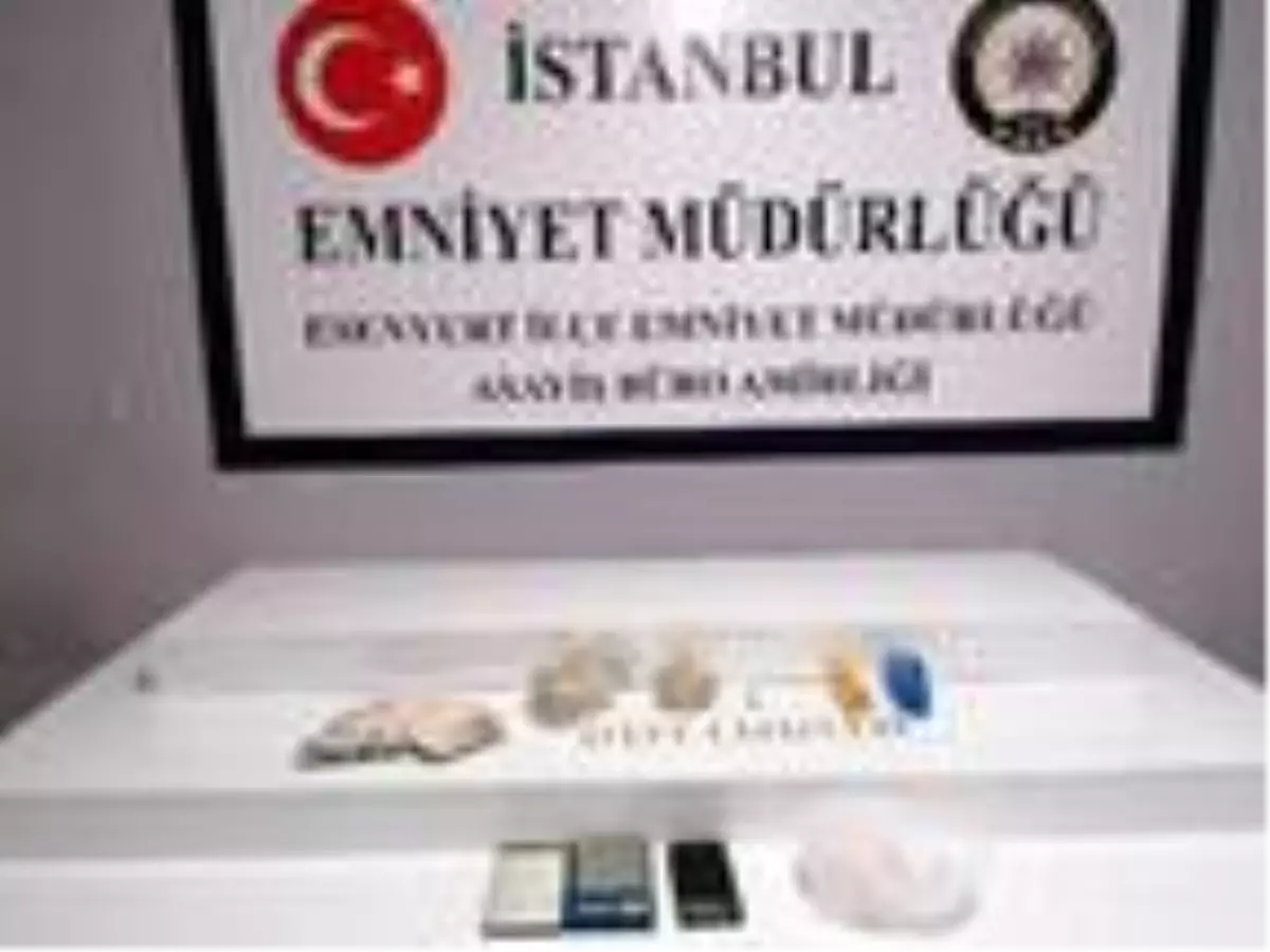 Esenyurt\'ta uyuşturucu operasyonu: 2 gözaltı