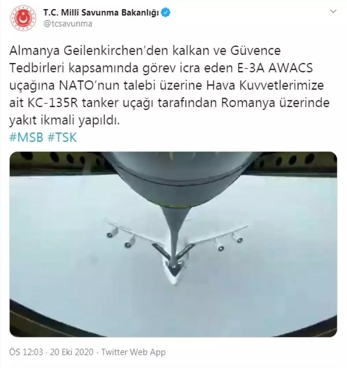 NATO uçağına yakıt ikmali