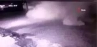 Refüje çarpan tır, tozu dumana katıp böyle yan yattı