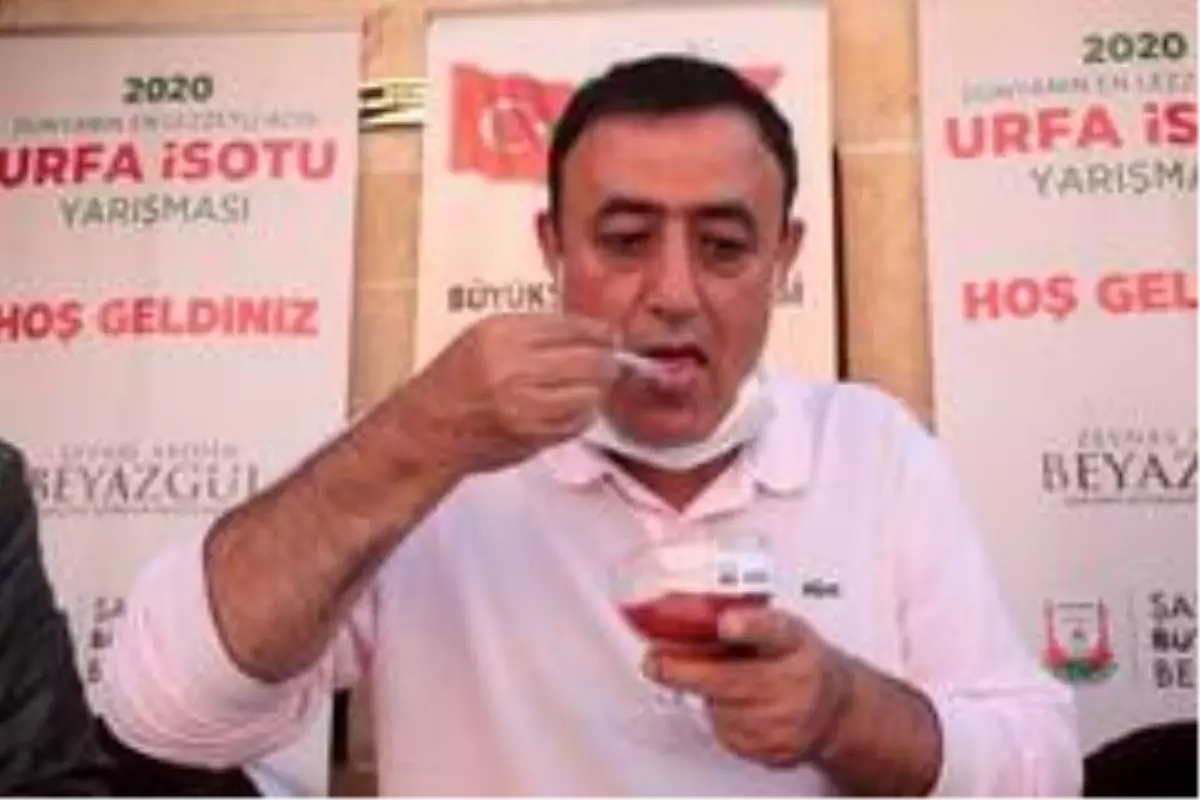 En lezzetli isot yarışmasında jüri olan Mahmut Tuncer zor anlar yaşadı